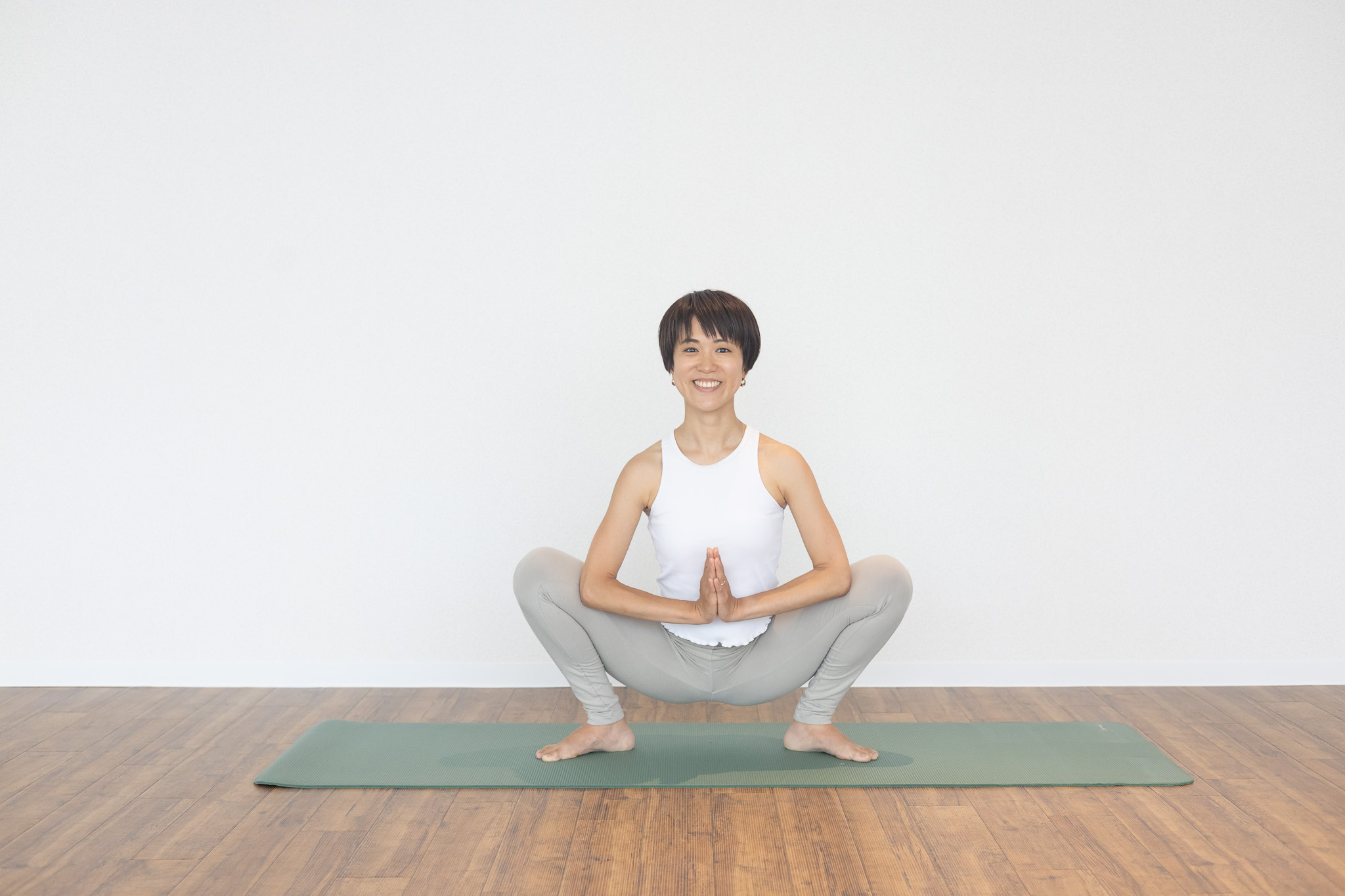 【祝日】女性のためのセルフケアヨガ