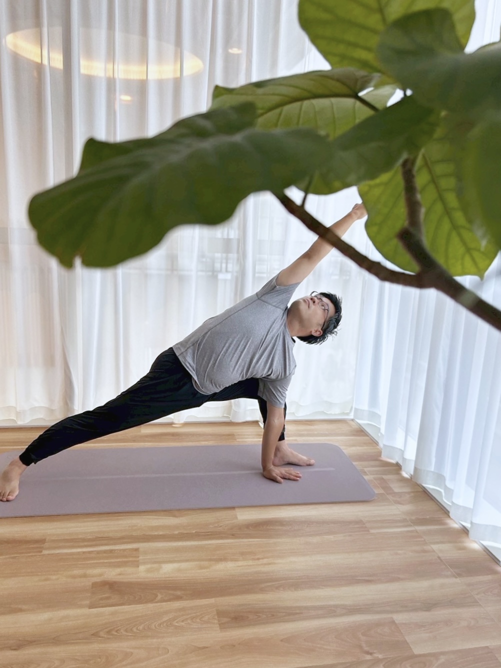 リフレッシュナイトヨガ